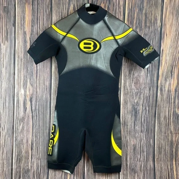 Bare Mens Spring Shorty Wetsuit Size Medium Plazma 2mm - Picture 1 of 6